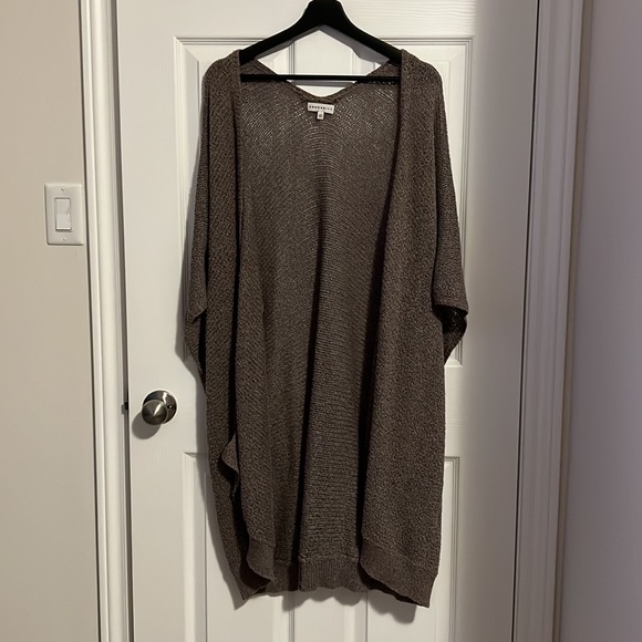 ARITZIA COMMUNITY SWEATER - Picture 3 of 6